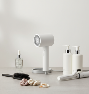 Secador compacto iônico Breeze 1600W com 50 milhões de íons negativos e controle de temperatura 57°C